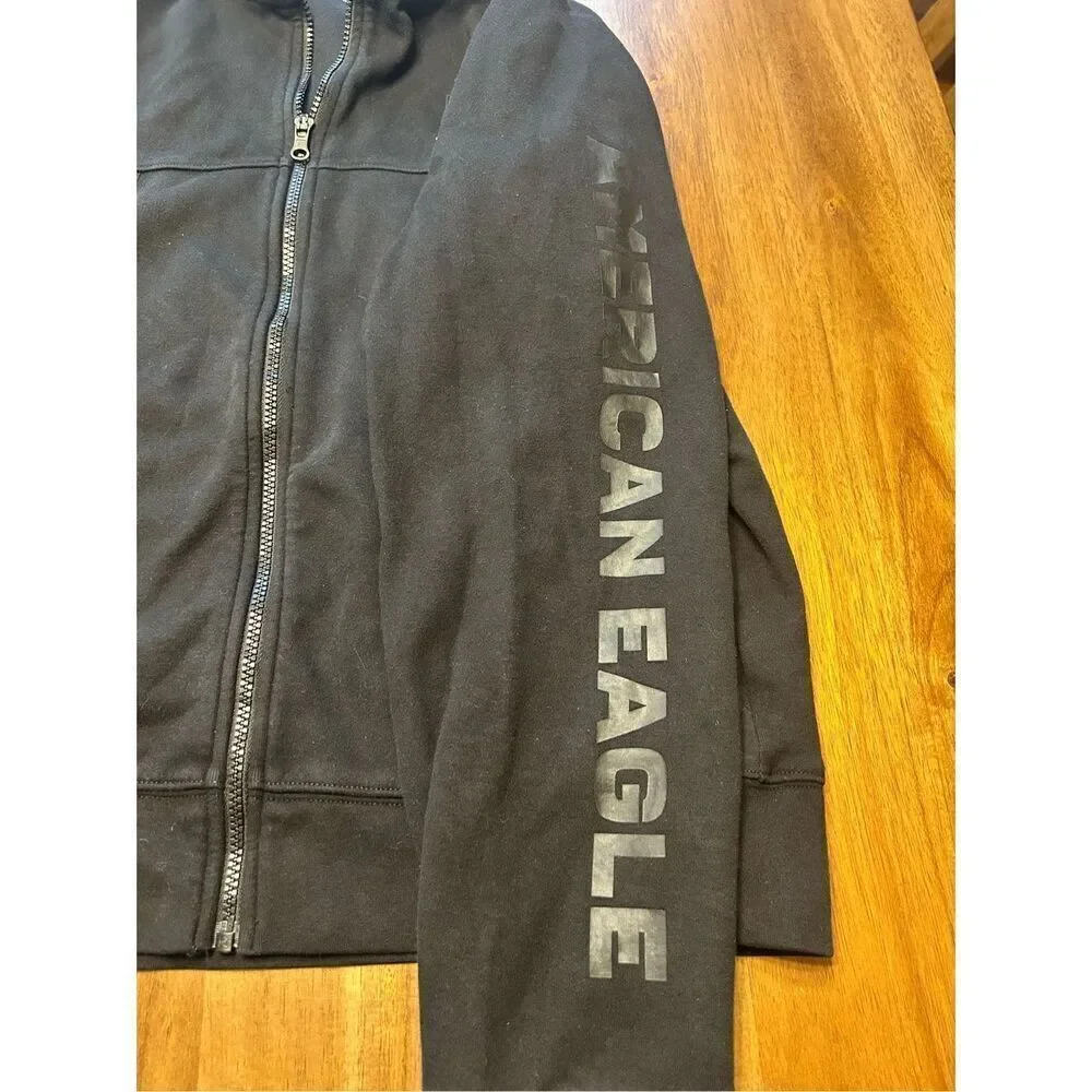 American Eagle Men’s Black Zip-Up Jacket Size Medium